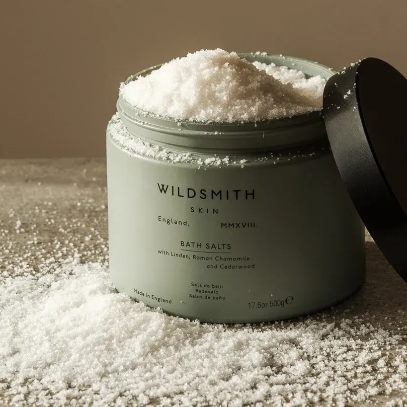 bath_salts_application_03_1125x.webp