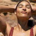 spf50-invisible-sun-stick (3).webp