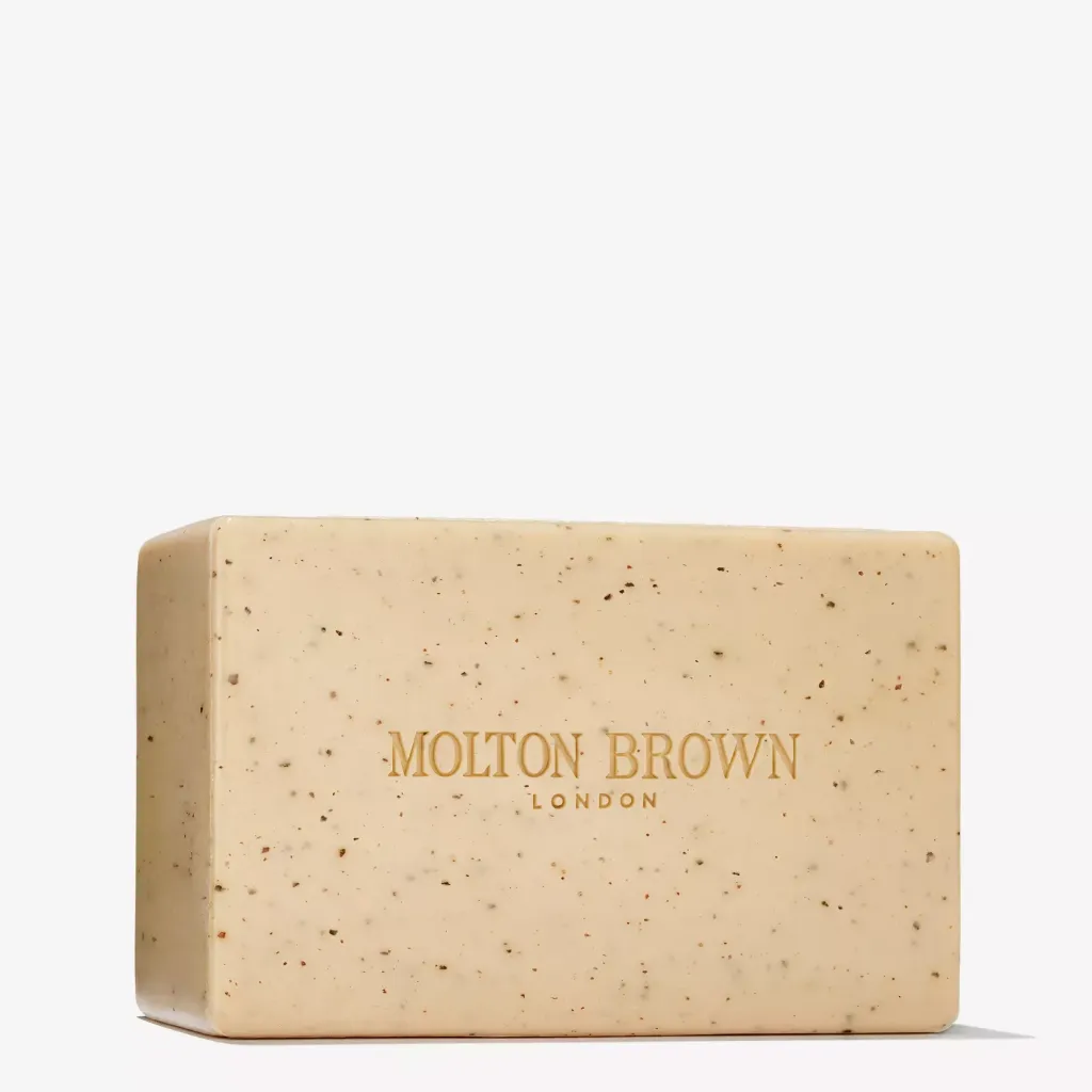 Molton Brown Re-Charge Black Pepper Bodyscrub Bar 250g