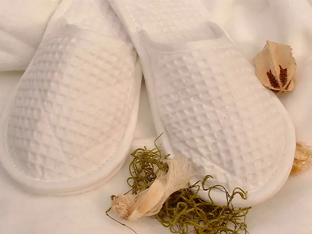 Waffle washable slippers - mens EU 44/45