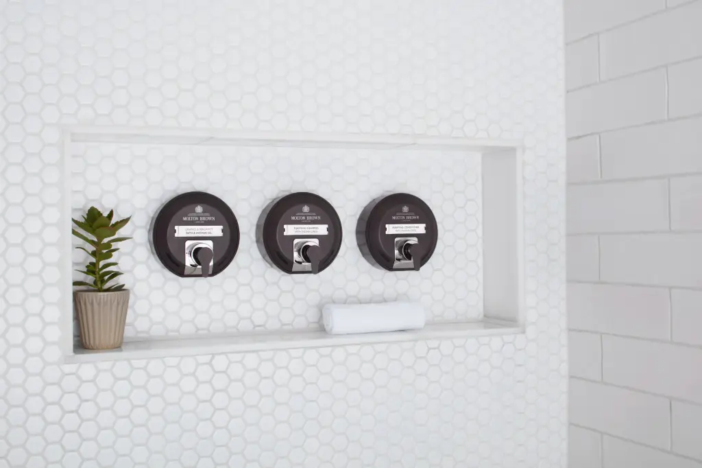 [PLA2211] Molton Brown Signature Dispenser Plaque (Orange & Bergamot Bath & Shower Gel)